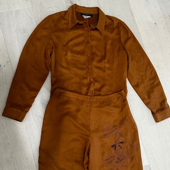 VTG Donna Morgan Womens 2 Piece Golden Faux Suede Embroidered Pant Suit SZ 12 - Picture 6 of 11